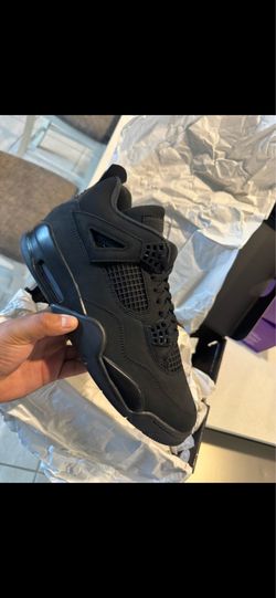 New black cats 4s size 10