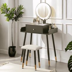 Makeup Vanity Table Set with Stool, Vanity Table with Mirror and Light Power Outlet, Adjustable, Black