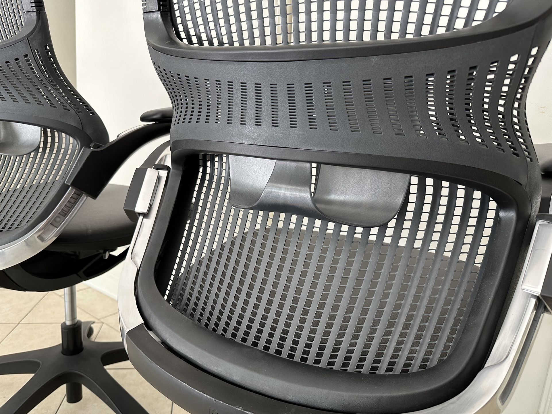 New Conditions Fully Loaded Knoll Generation Ergonomic Office Chairs