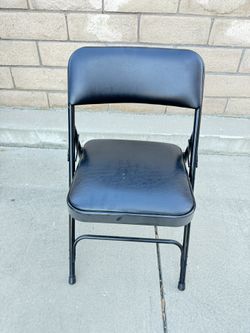 Black Folding Chairs From Staples
