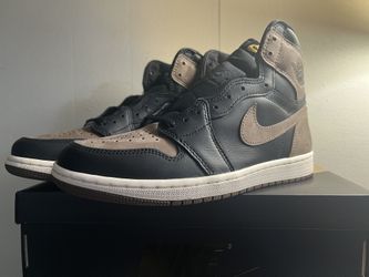 AIR JORDAN 1 RETRO HIGH OG PALOMINO size 8