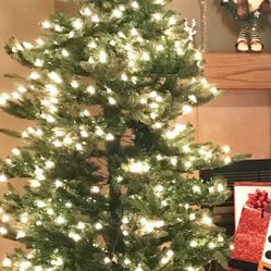 7.5 Ft Tall  Pre-lit Christmas Tree