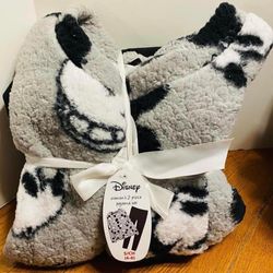 Women’s Plush Pajama Set - Mickey Mouse