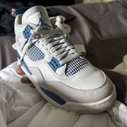 Jordan 4 