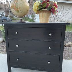 Dark Solid Wood Dresser Chest of Drawers Furniture 