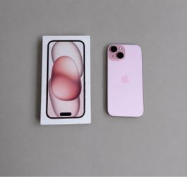 pink iphone 15