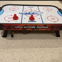 Franklin Zero Gravity Table Hockey