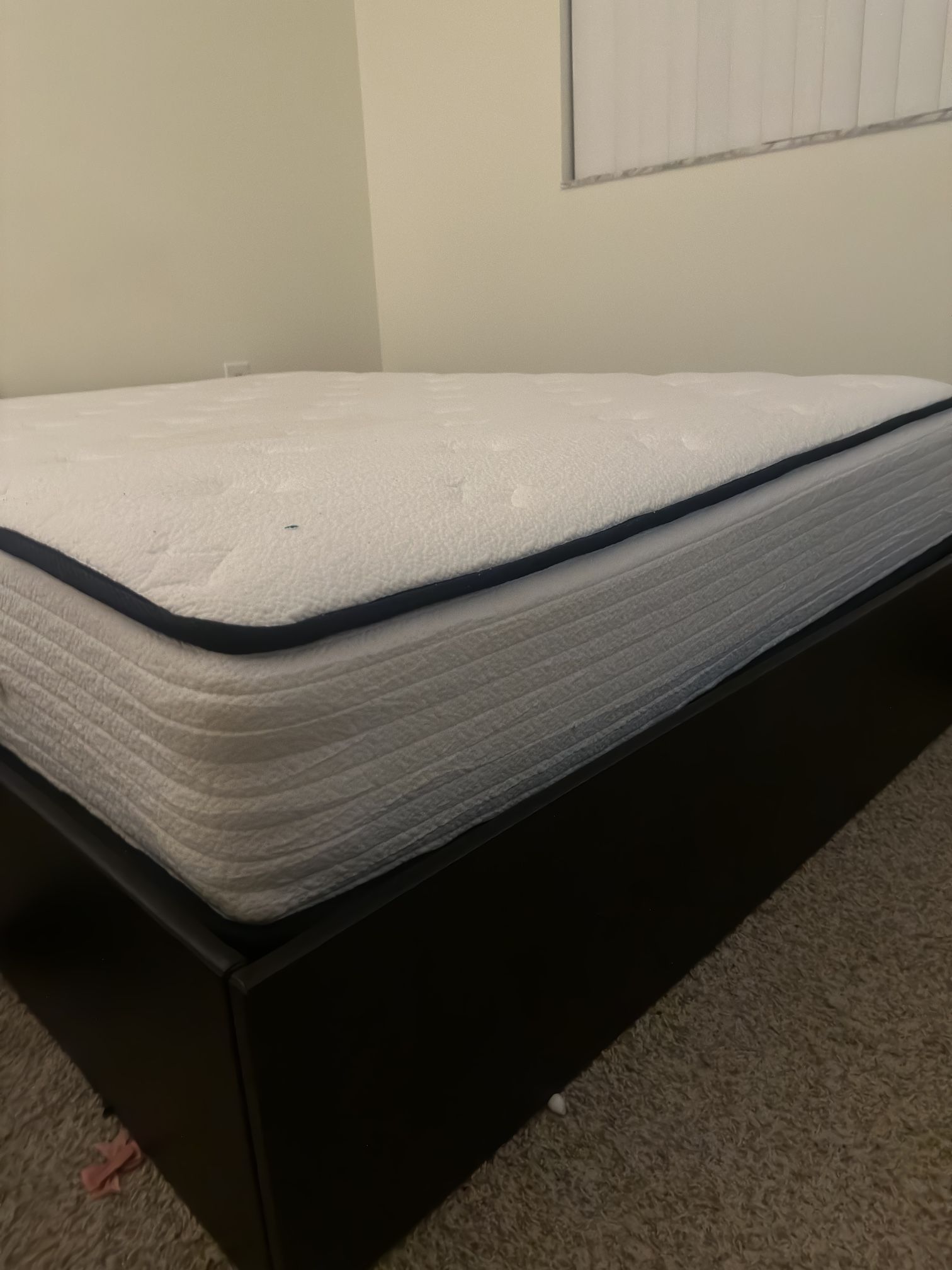 Bed Frame + Mattress | Full Size