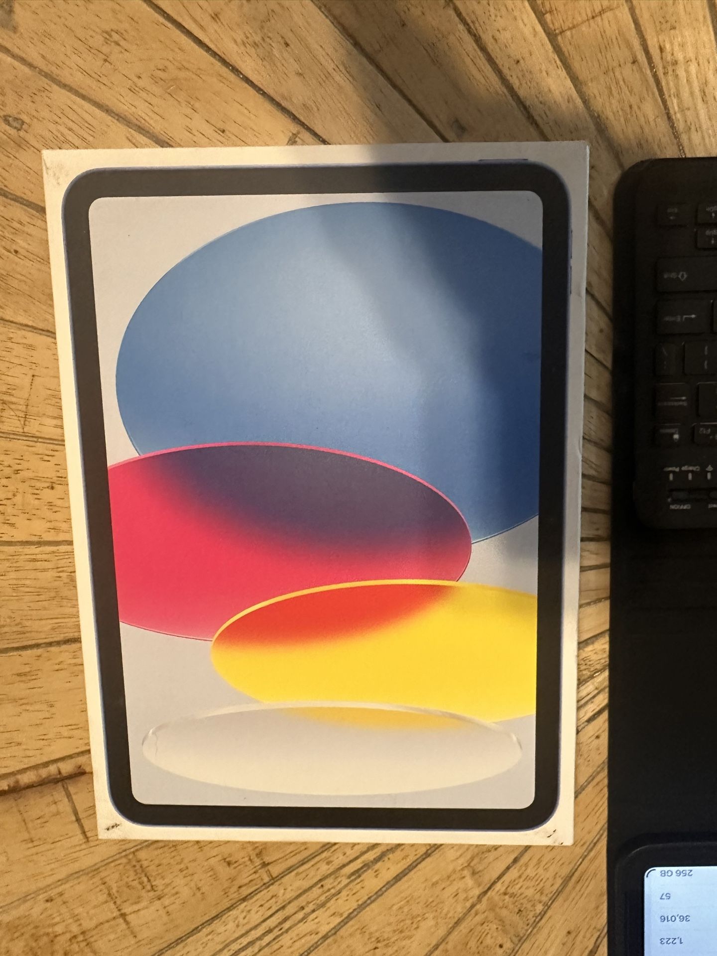 Mint Condition 256 Gb I Pad 10th Gen No Dents Or Scratch’s