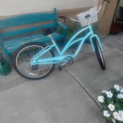 ladies Electra 26-inch 7-speed beach cruiser bike