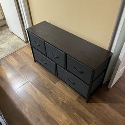 5 Drawer Dresser 
