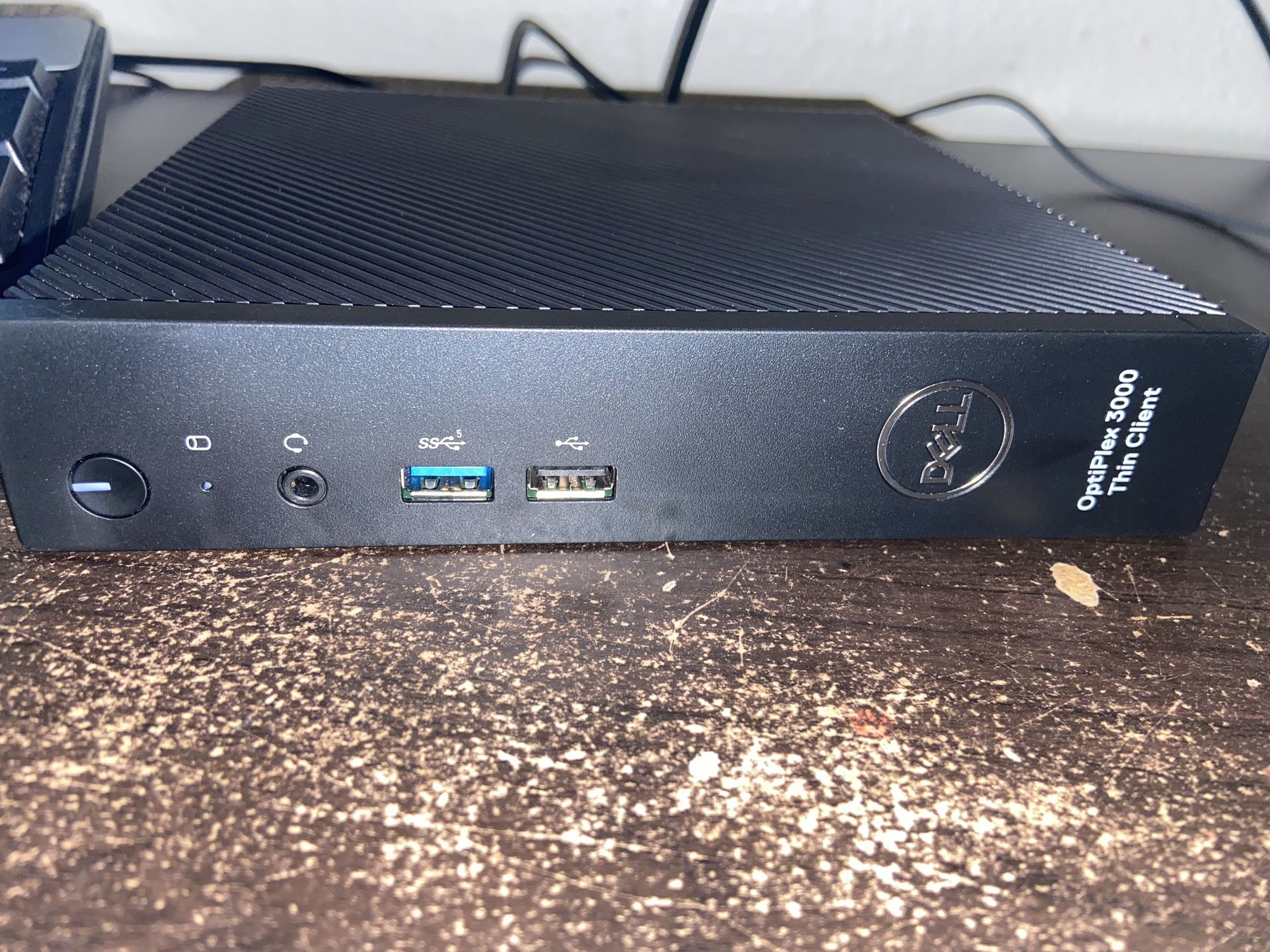 Dell Optiplex 3000 Thin Client with Monitor