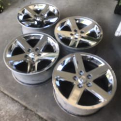 dOdge rAm Stock 20 Inch Wheels 