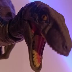 Jurassic Gct93 World Colossal Velociraptor Fallen Kingdom Jurassic World Collectable 