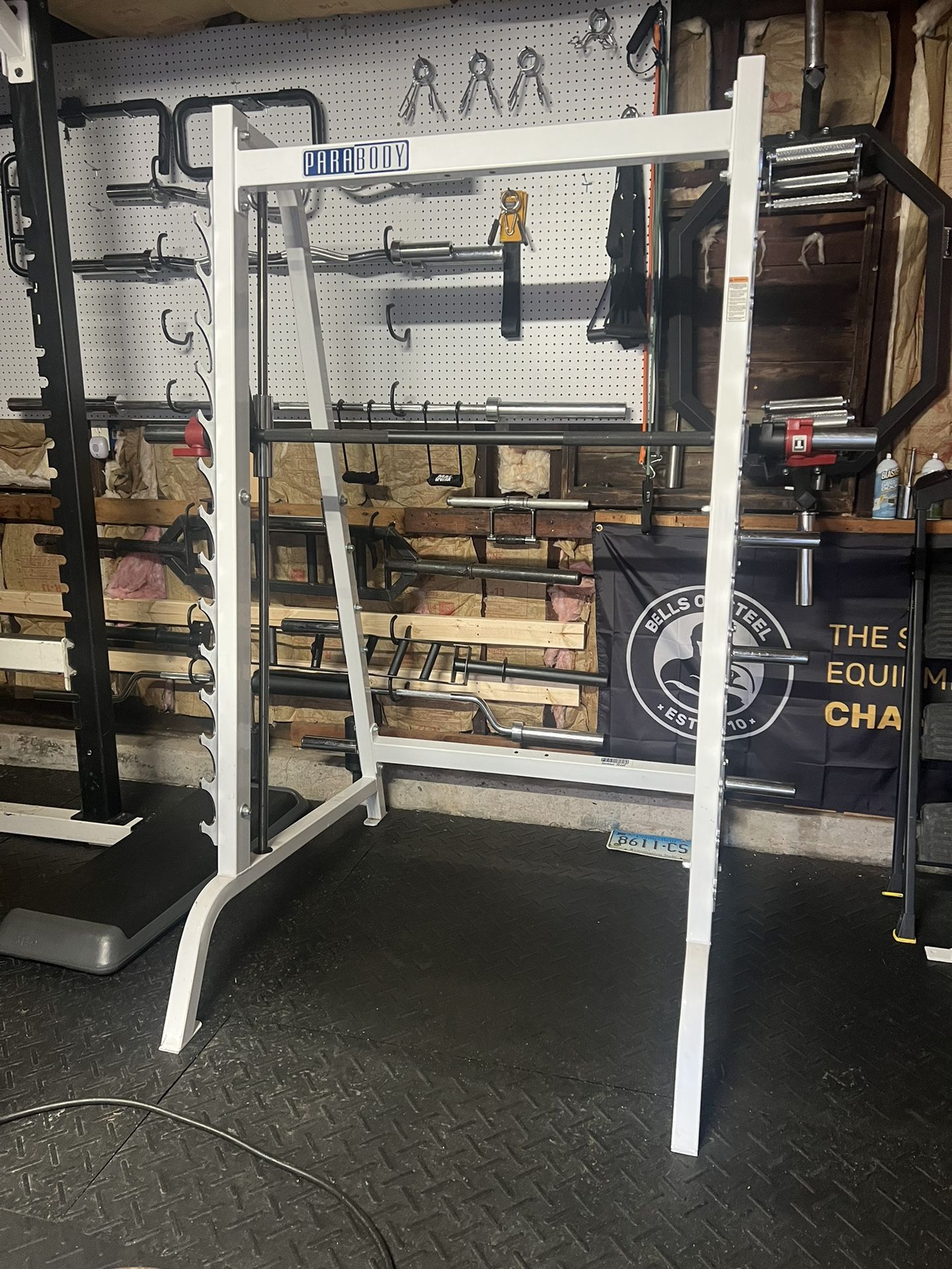 Parabody 888 Smith Machine ( New Condition )