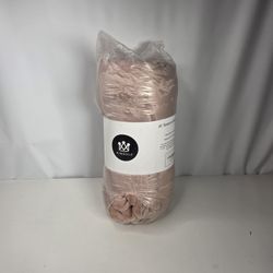 KINGOLE ALL SEASON VELVET BLANKET SIZE TWIN  66×90   TIMID PINK. NEW. 