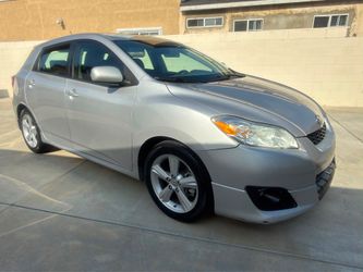 Toyota matrix S 2009