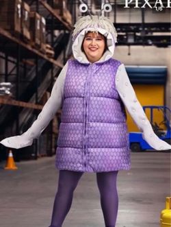 pixar Boo women’s quilted  puffer costume size 4X ￼