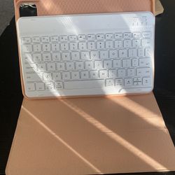 Pretty Pink Ipad Case With Keyboard