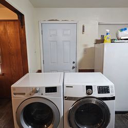 KENMORE WASHER AND SAMSUNG DRYER GOOD CONDITION BOTH ELECTRIC LARGE CAPACITY HEAVY DUTY DELIVERY AVAILABLE FOR EXTRA FEE WE DO REPAIRS