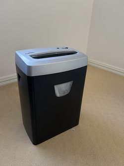 Fellowes paper shredder