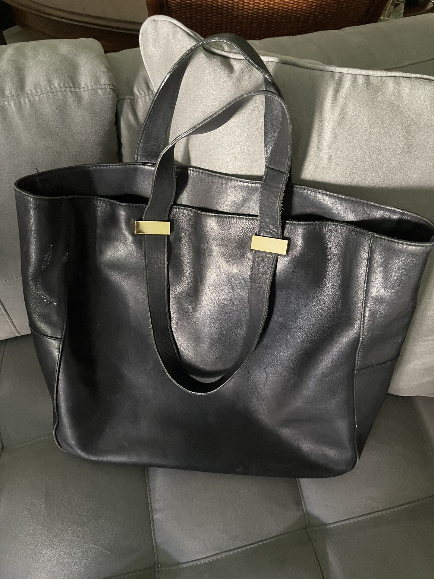 Masao Mizuno Black Handbag 15-1/2 X 15 Inches