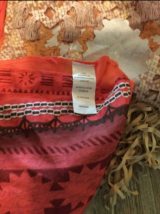 GIRL'S MOANA COSTUME SIZE 4-6