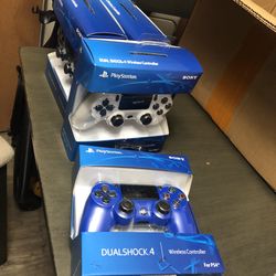 Brand New PS4 Controllers 