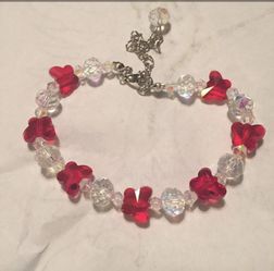 Crystal bracelet (red)
