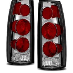 Truck Tail Light Set 