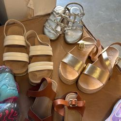 Pre-owned Assorted Girls Shoes And Slippers Size 1 