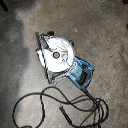 Makita circular saw