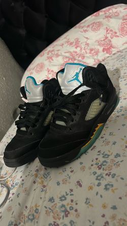 Air Jordan 5 Retro takin offers