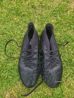 Adidas Predator Accuracy Football Boots