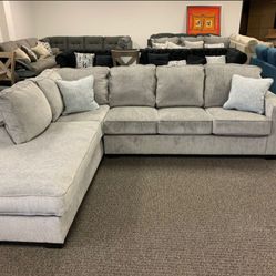 Altari White Sectional✨Financing Available Only $10 Down Payment✨