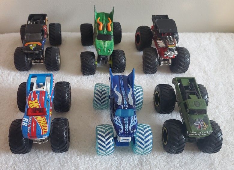 Hotwheels Monster Jam Monster Trucks Lot Of 6 