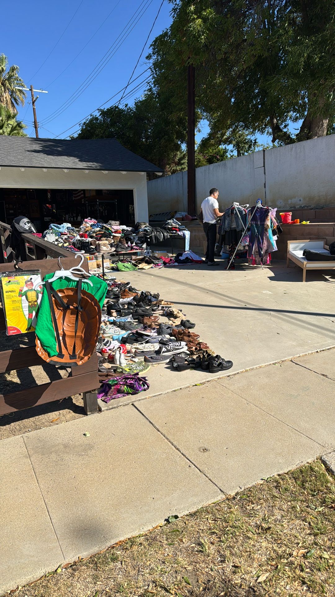Garage Sale-Porter Ranch