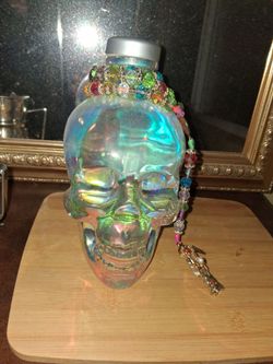Glass skulls