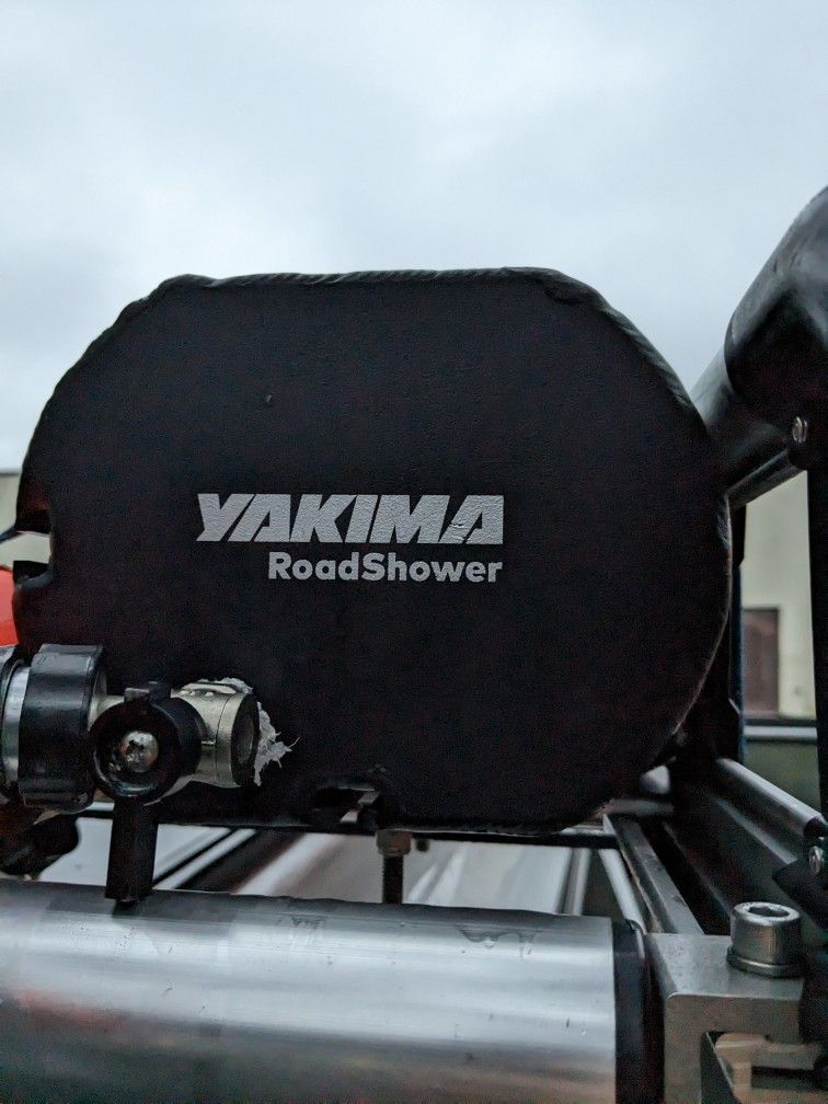 Yakima RoadShower - 10 Gallons With Hose Attachment 