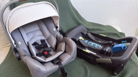 Nuna pipa carseat