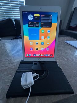 iPad 6th gen 32GB WiFi