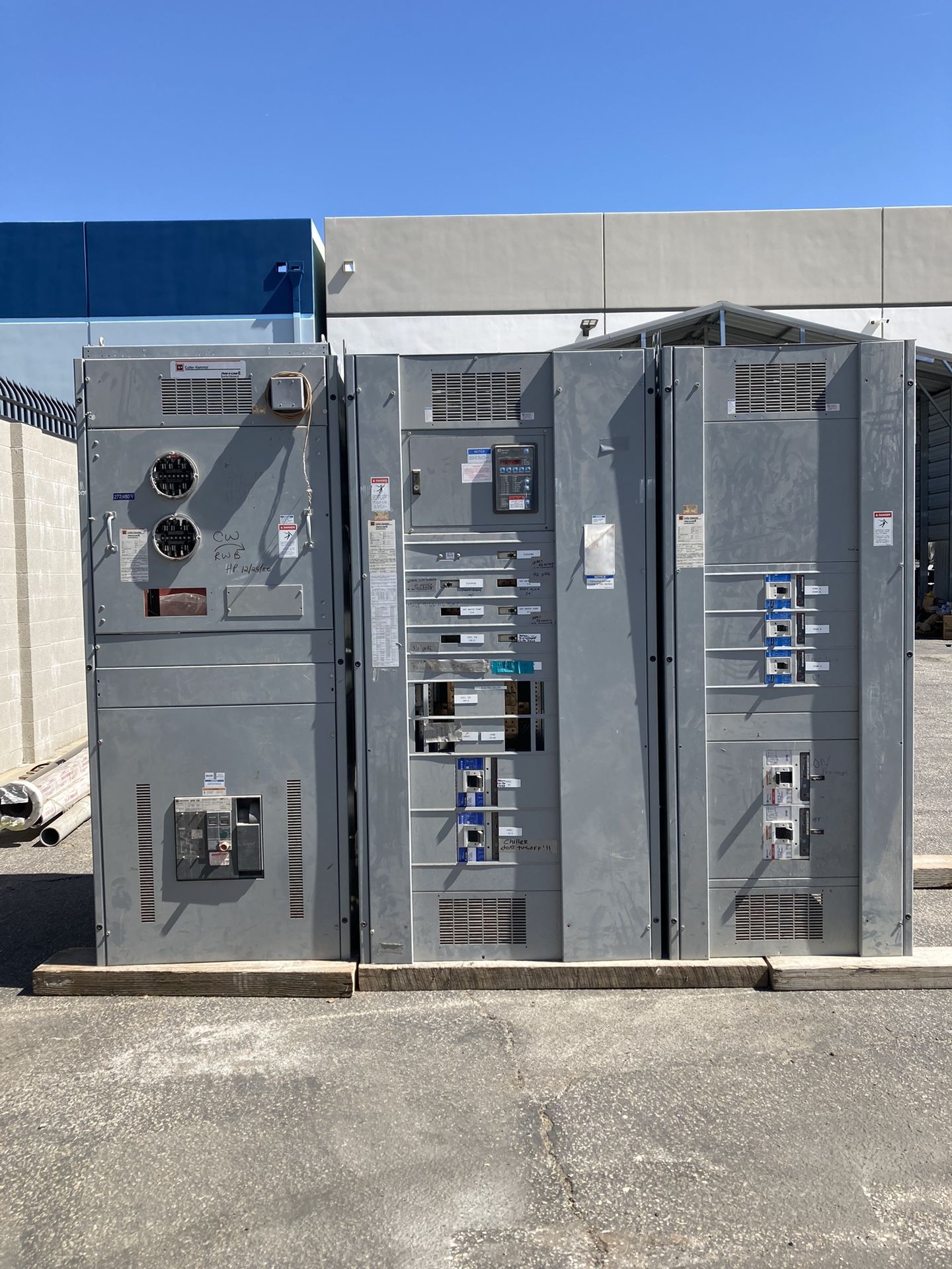 Cutler Hammer 3000 Amp Switchgear