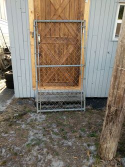 3'2" x 5'9" walk through gate