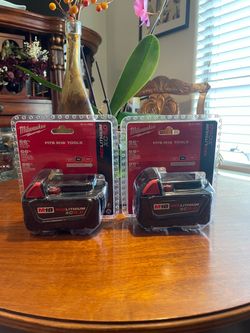 New Milwaukee Batteries M18 XC 5.0 $75 Each Cada Una