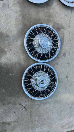 Wire Wheel Hub Caps Only Two