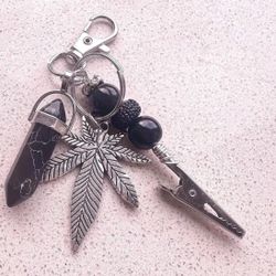 Handmade Roach Clip Mini atm card clip Natural black Howlite  Charm and Leaf Charm ,  Bracelet Helper , long nail helper ,  credit card grabber