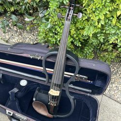 Stagg 4/4 Electric Violin with Soft Case & Headphones - Black - EVN X-4/4 BK