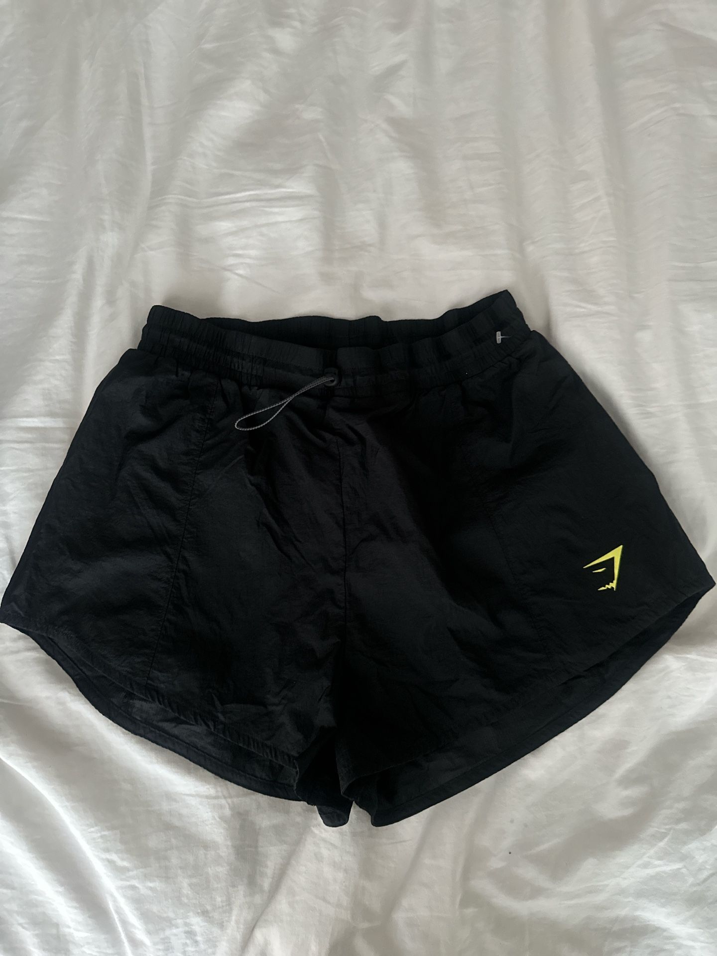 GYMSHARK shorts Small