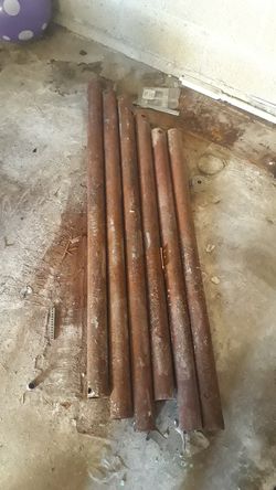 Adjustable safety posts