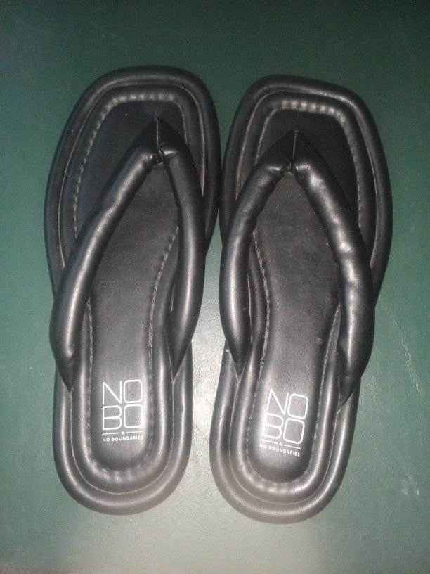 New Womens No Boundries Black Sandals Sz7